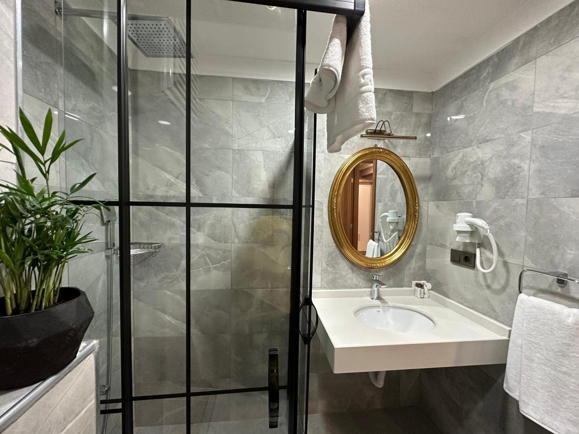 H&L Suites Истанбул Екстериор снимка